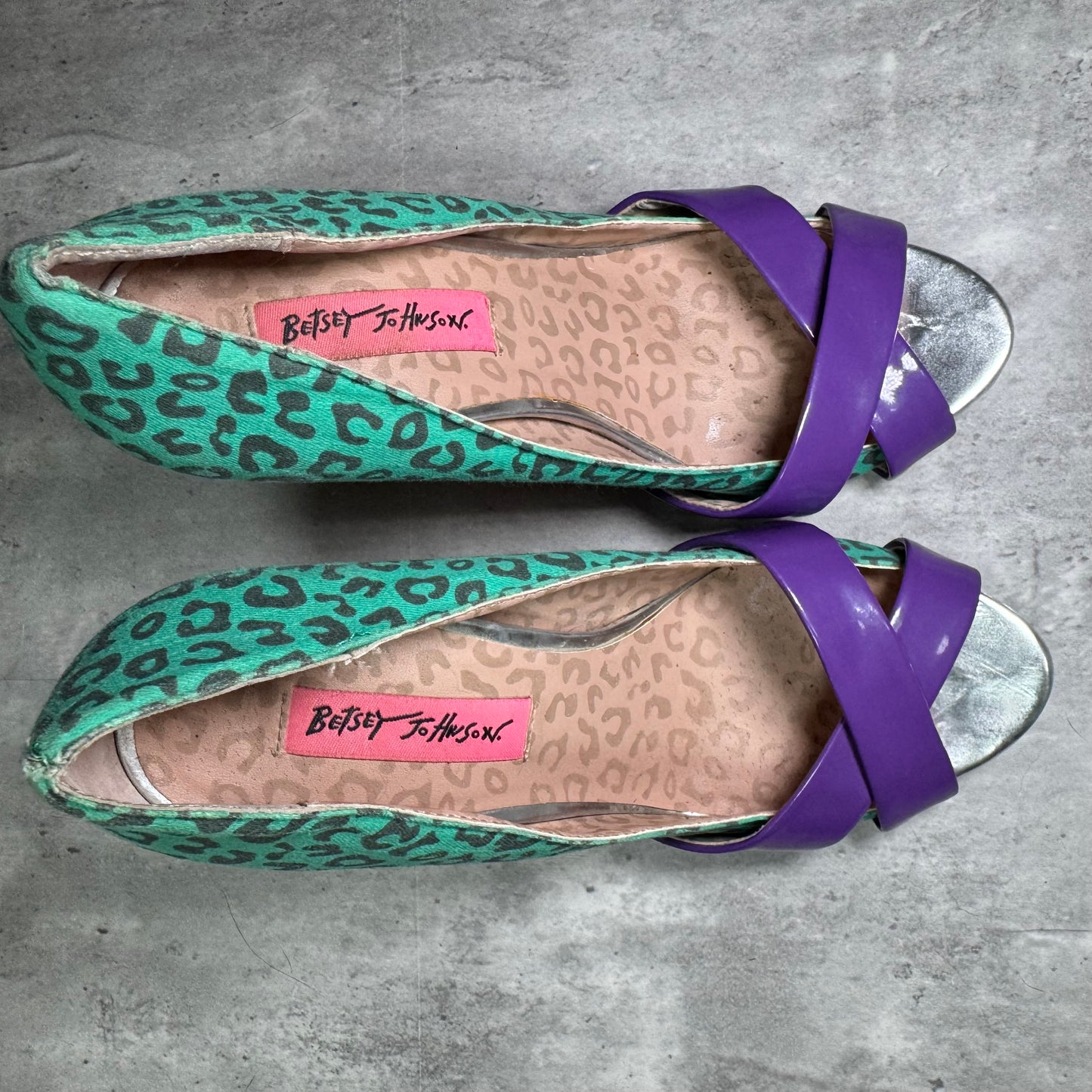Vintage Betsey Johnson “Jassmine” Multicolor Leopard Print Heels – Size 7