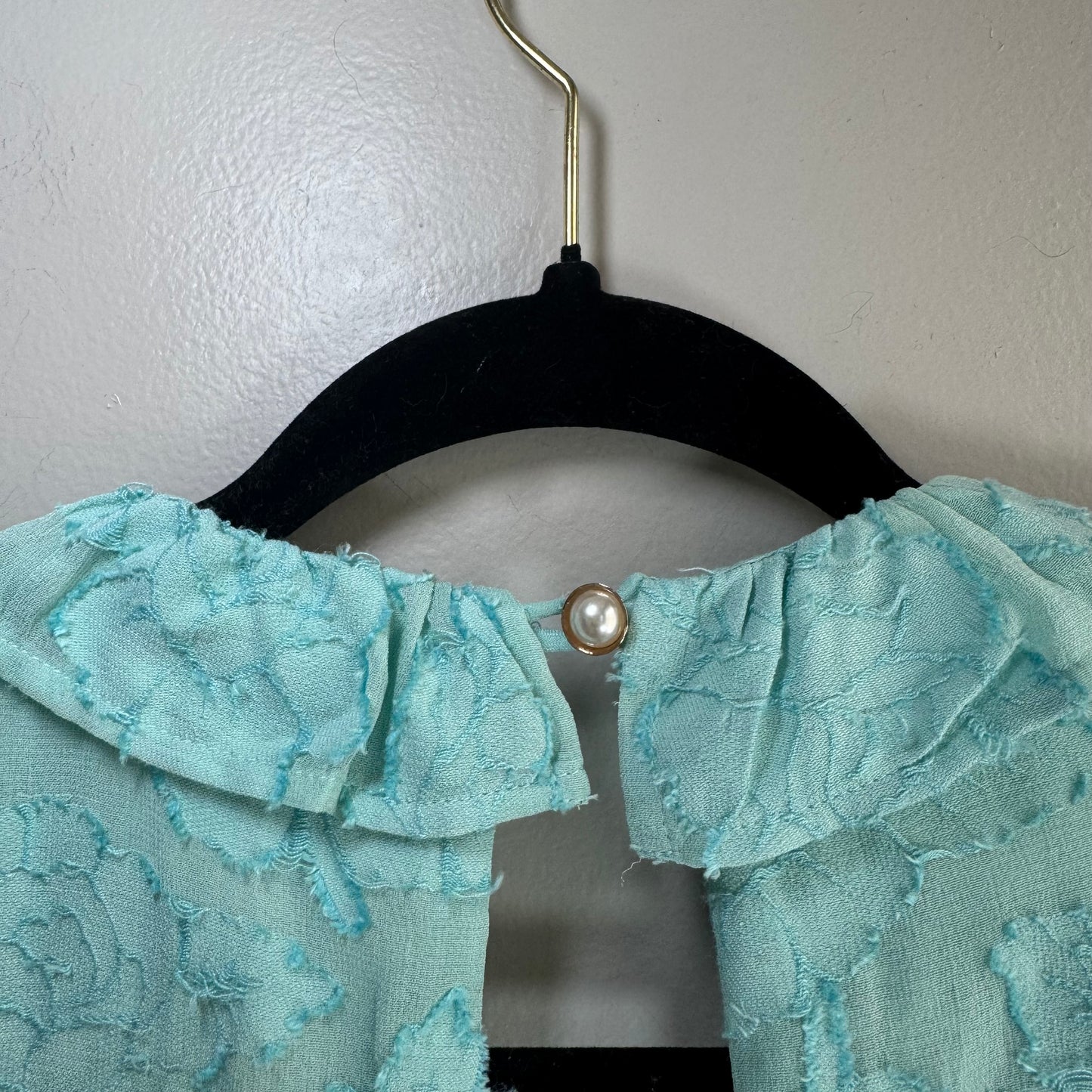 Rahi Seafoam Floral Ruffle Mini Dress – Size M