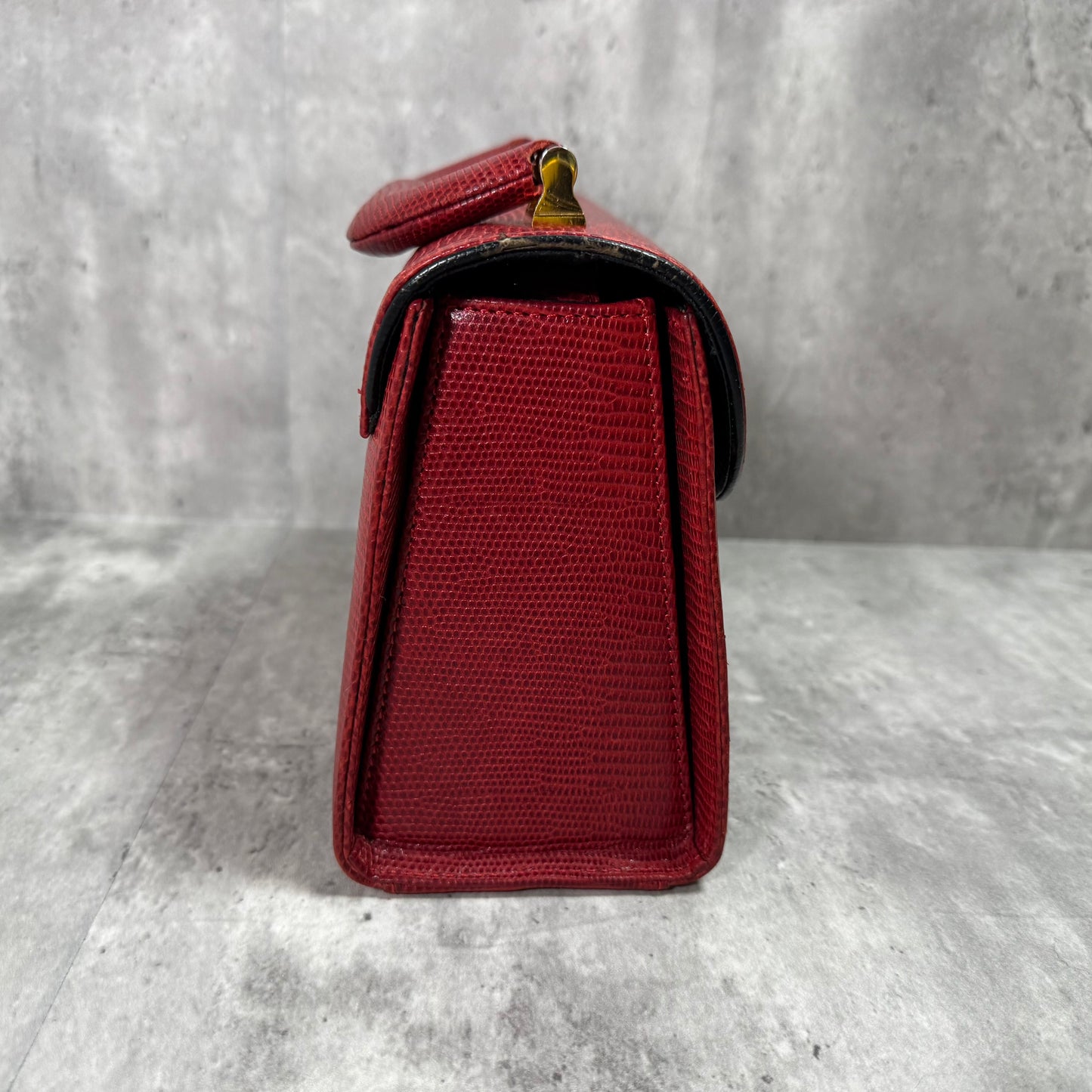 Vintage JH Collectibles Red Lizard-Embossed Leather Top Handle Purse – Crossbody Strap Included