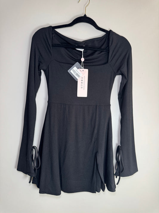 Oh Polly Long Sleeve Black Fit & Flare Dress – Size UK 10 (US 6)