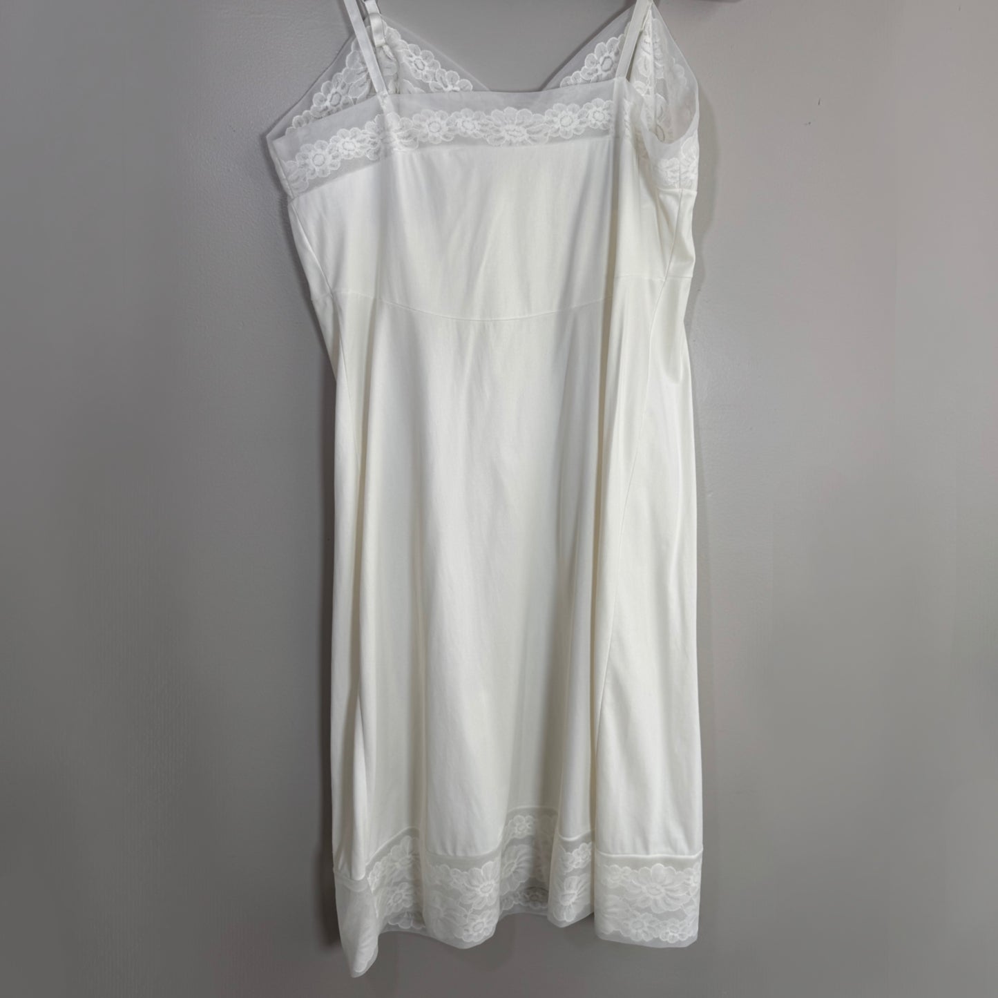 Vintage White Lace Slip Dress – Floral Mesh Trim, Pristine Condition