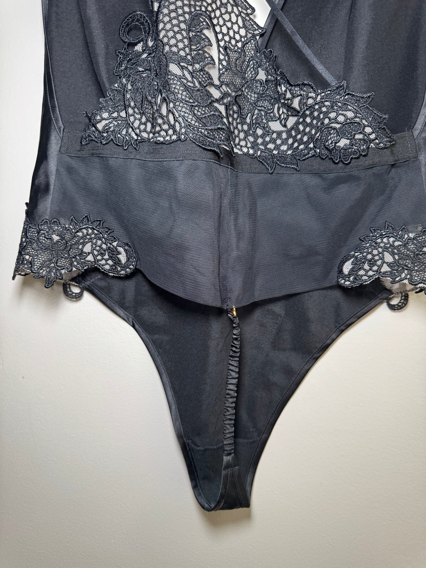Vintage Victoria’s Secret Black Lace Bodysuit – Size S